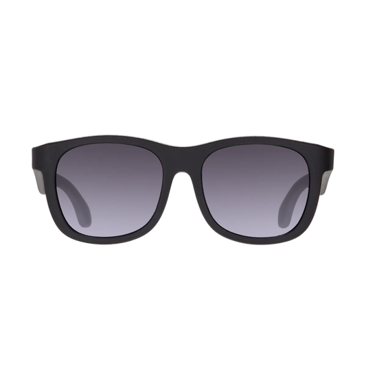 Jet Black Navigator | Smoke Polarized Lens